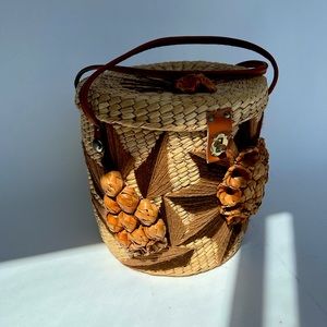 Vintage large woven straw bag leather flower / picnic basket / boho cottage core